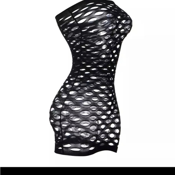 FISHNET DRESS - Picture 2 of 2